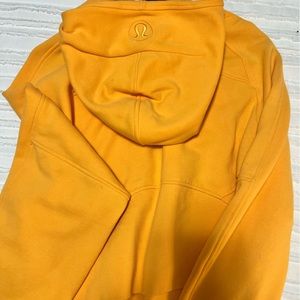 Lululemon Scuba